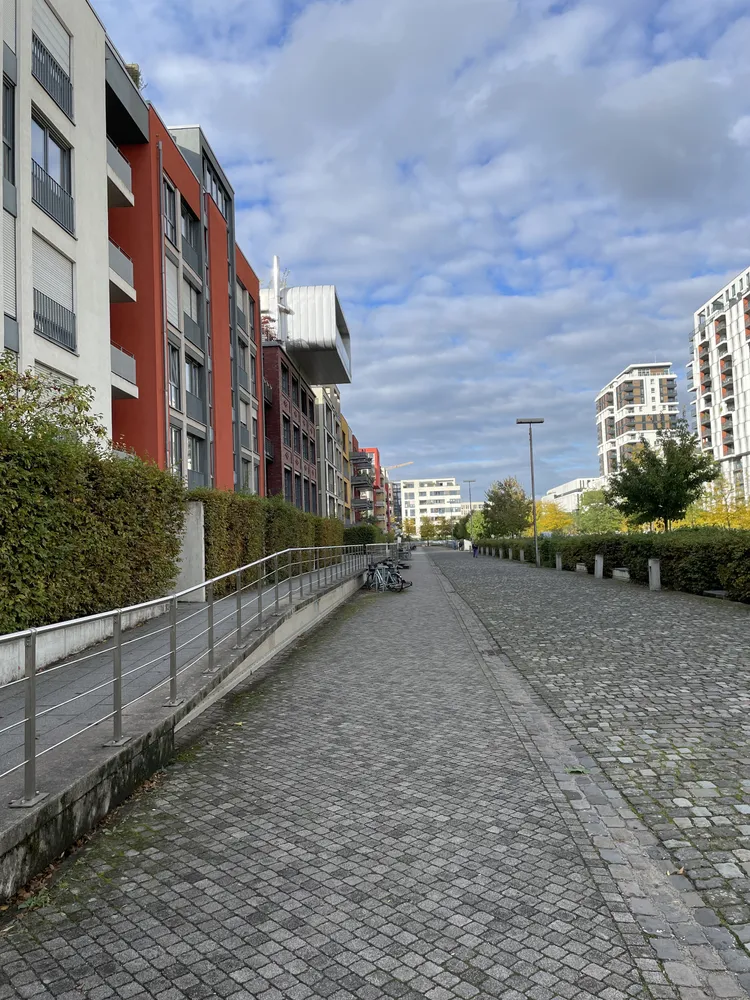 1 Zimmer Wohnung mit 35 m² in Düsseldorf – Bild 12
