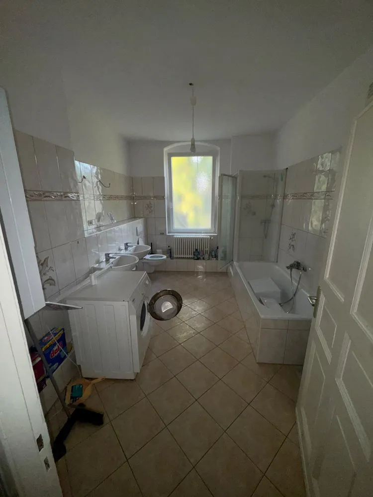 2 Zimmer Wohnung mit 82 m² in Berlin – Bild 9