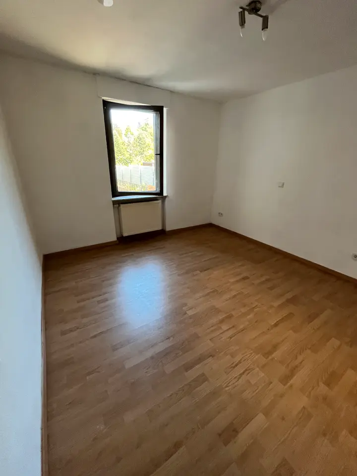3 Zimmer Wohnung mit 80 m² in Saarbrücken – Bild 4