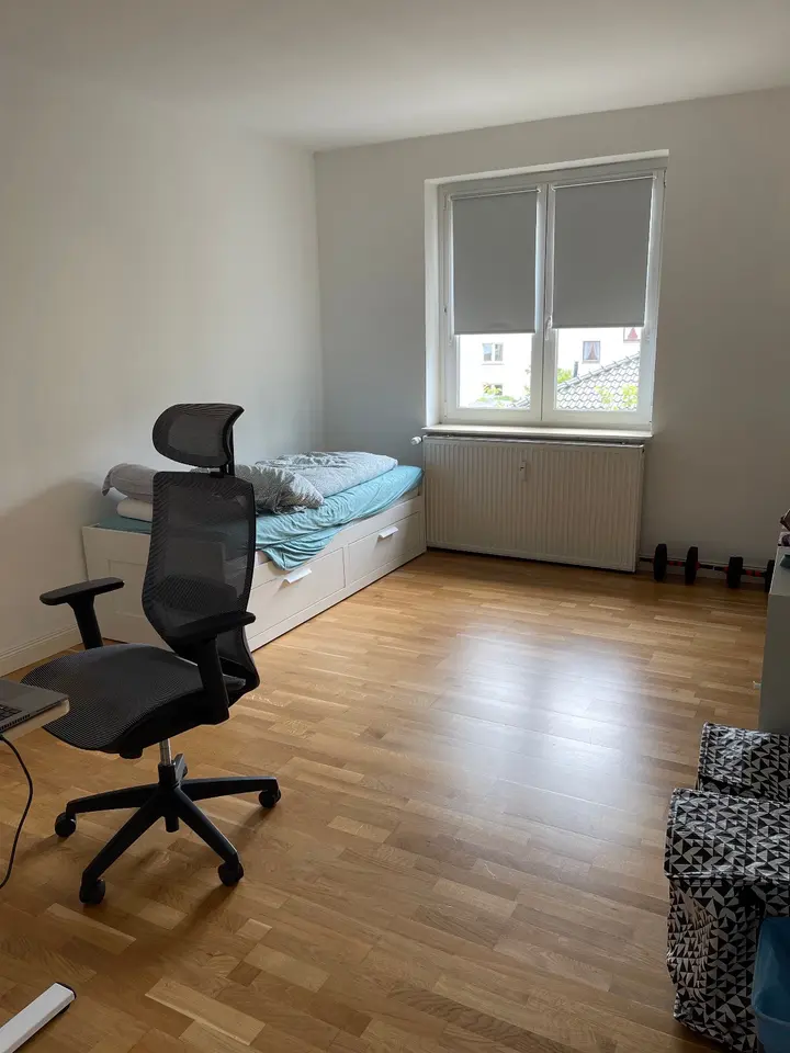 3 Zimmer Wohnung mit 76 m² in Essen – Bild 2