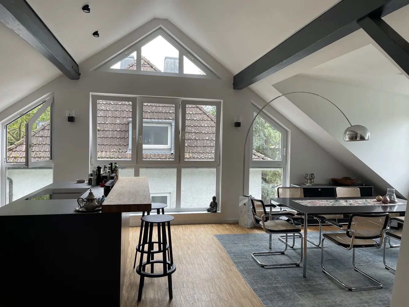 2 Zimmer Wohnung mit 85 m² in Mannheim – Bild 2