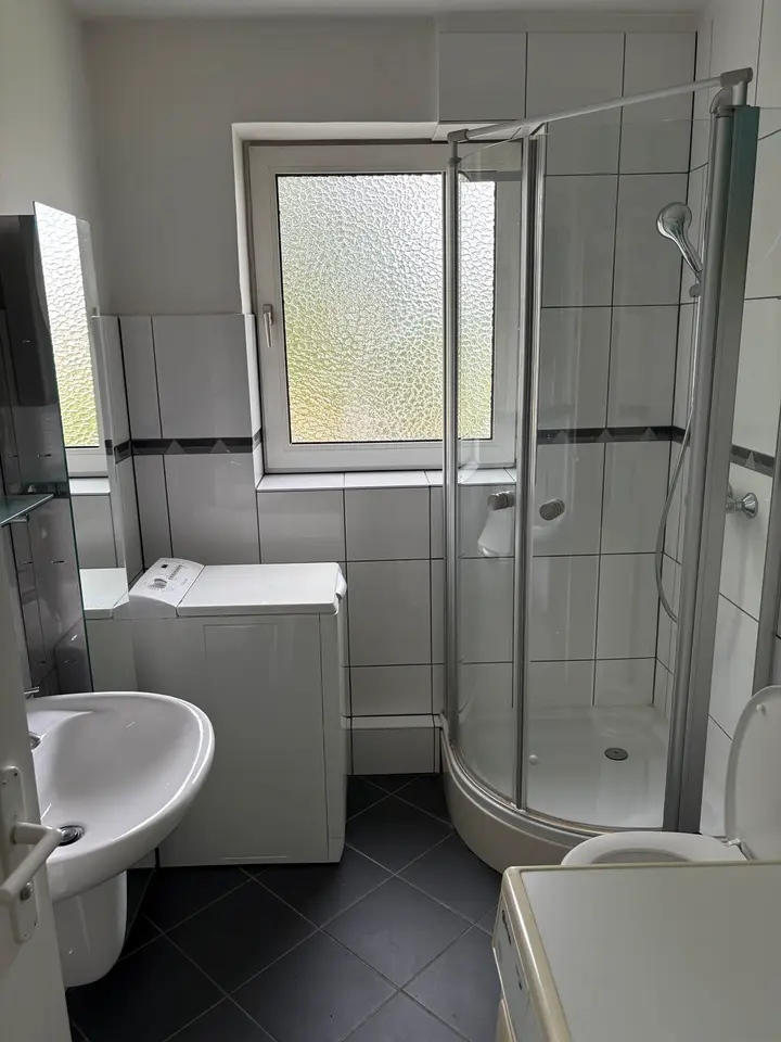 WG-Zimmer mit 75 m² in Leverkusen – Bild 5