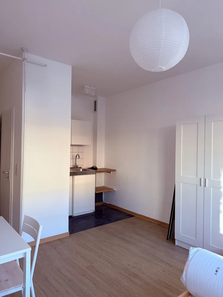 1 room apartment with 22 m² in Cologne – Photo 1