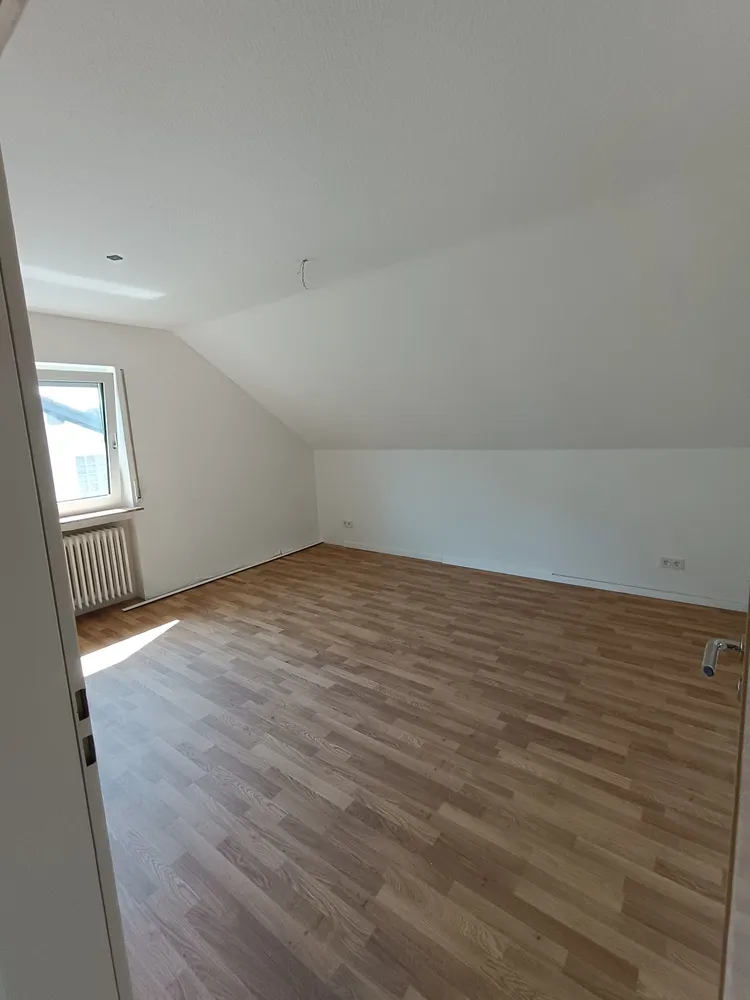 3 Zimmer Wohnung mit 87 m² in Wiesbaden – Bild 5