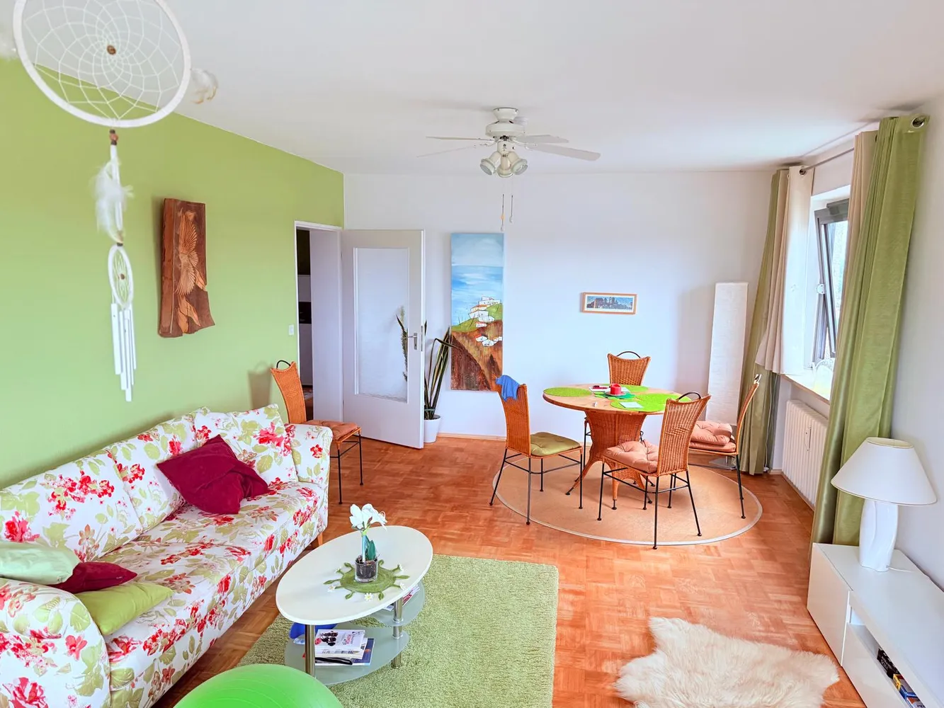 4 Zimmer Wohnung mit 93 m² in Regensburg – Bild 1