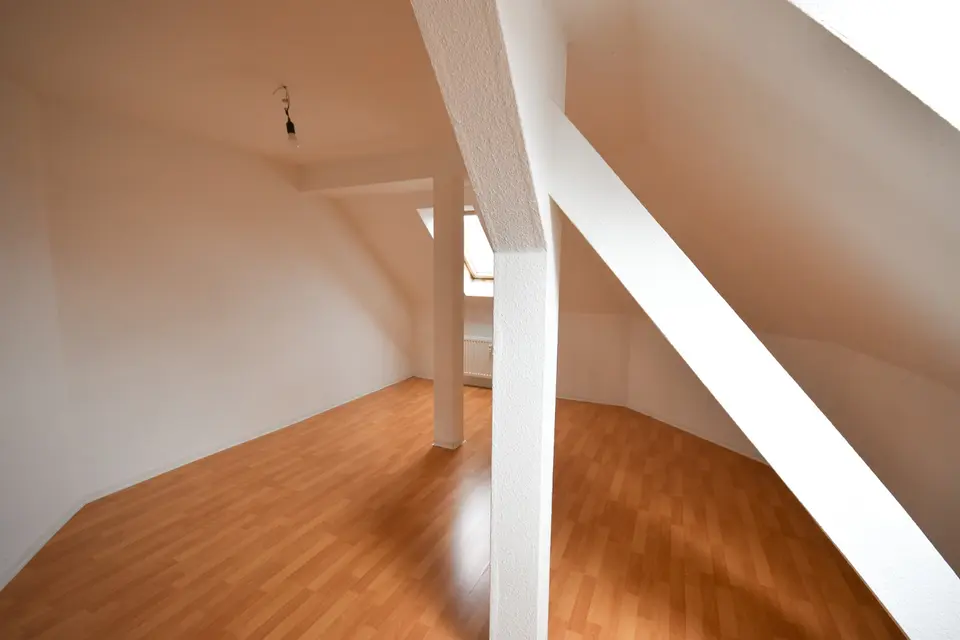 2 Zimmer Wohnung mit 70 m² in Zwickau – Bild 7