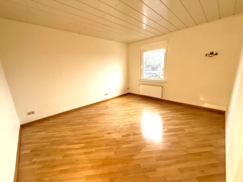 7 Zimmer Wohnung mit 200 m² in Paderborn – Bild 8