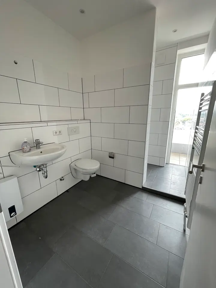 4 Zimmer Wohnung mit 107 m² in Wuppertal – Bild 3
