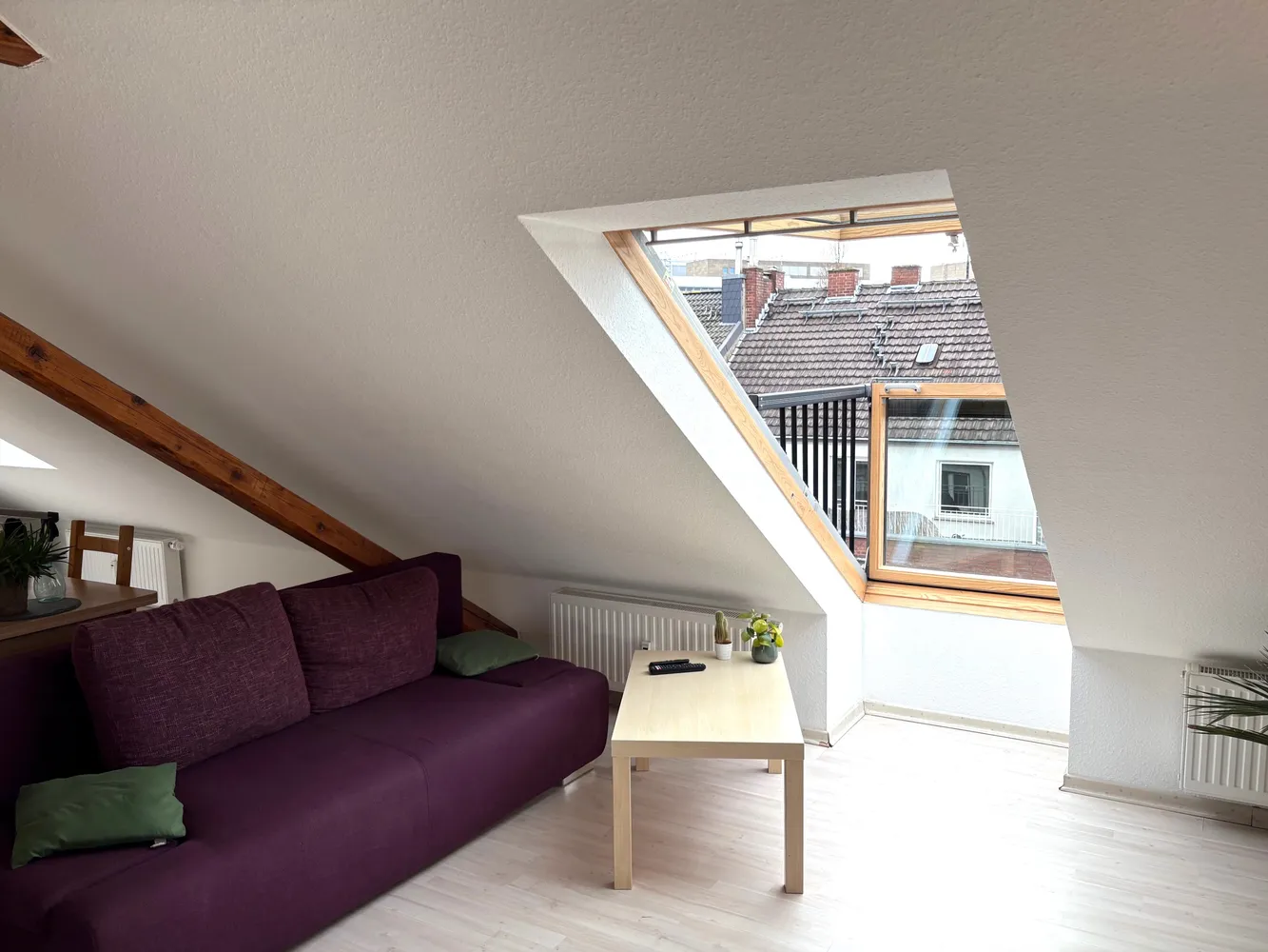 1 Zimmer Wohnung mit 42 m² in Düsseldorf – Bild 2