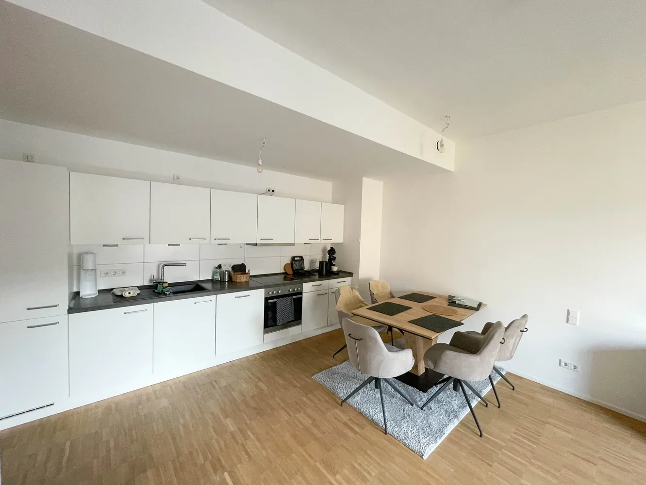 2 room apartment with 71 m² in Frankfurt am Main – Photo 4
