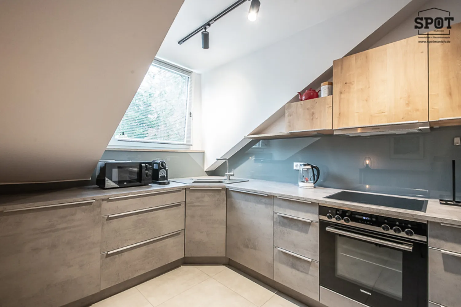3 Zimmer Wohnung mit 90 m² in München – Bild 3