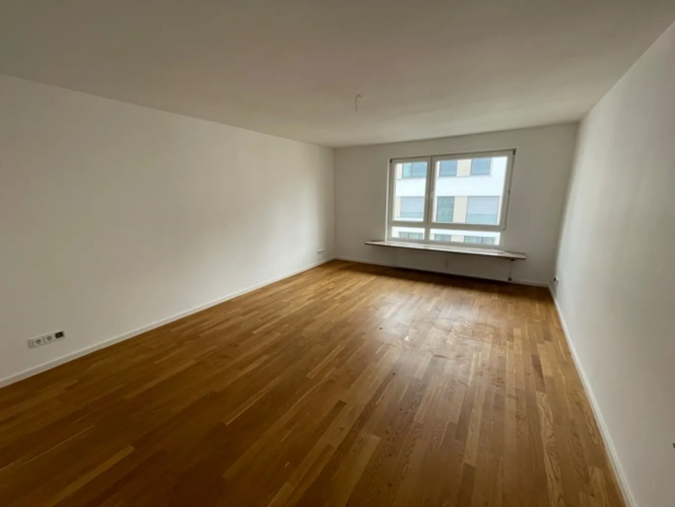 3 Zimmer Wohnung mit 102 m² in Frankfurt am Main – Bild 1