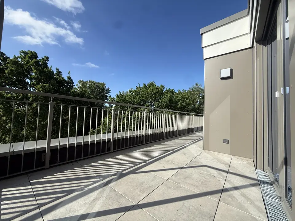 9 Zimmer Wohnung mit 170 m² in Leer – Bild 3