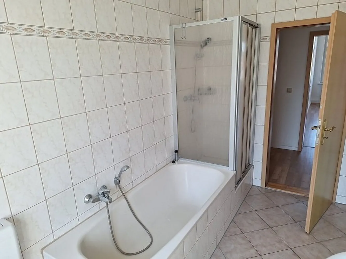 2 room apartment with 59 m² in Chemnitz – Photo 8