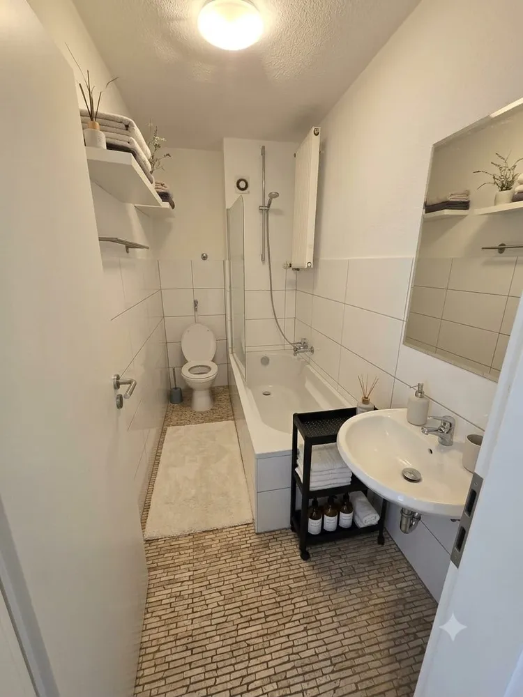 1 Zimmer Wohnung mit 43 m² in Düsseldorf – Bild 2