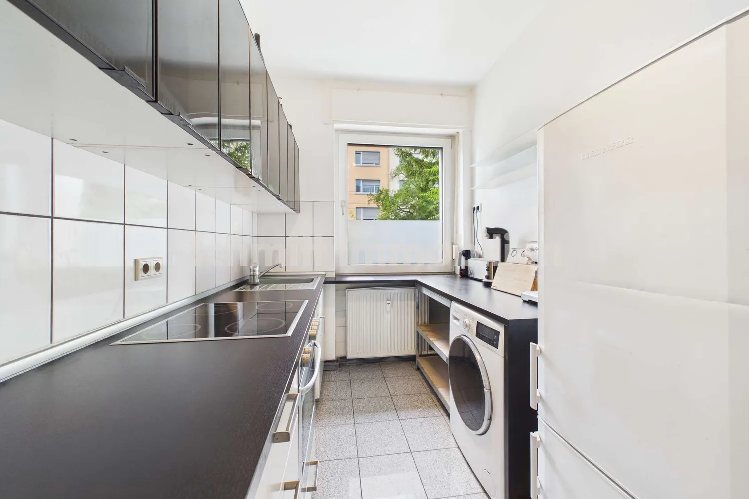 3 Zimmer Wohnung mit 92 m² in Frankfurt am Main – Bild 3