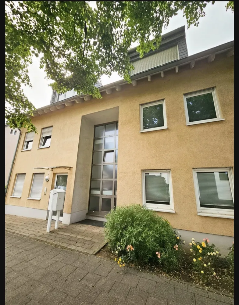 2 Zimmer Wohnung mit 71 m² in Hürth – Bild 9