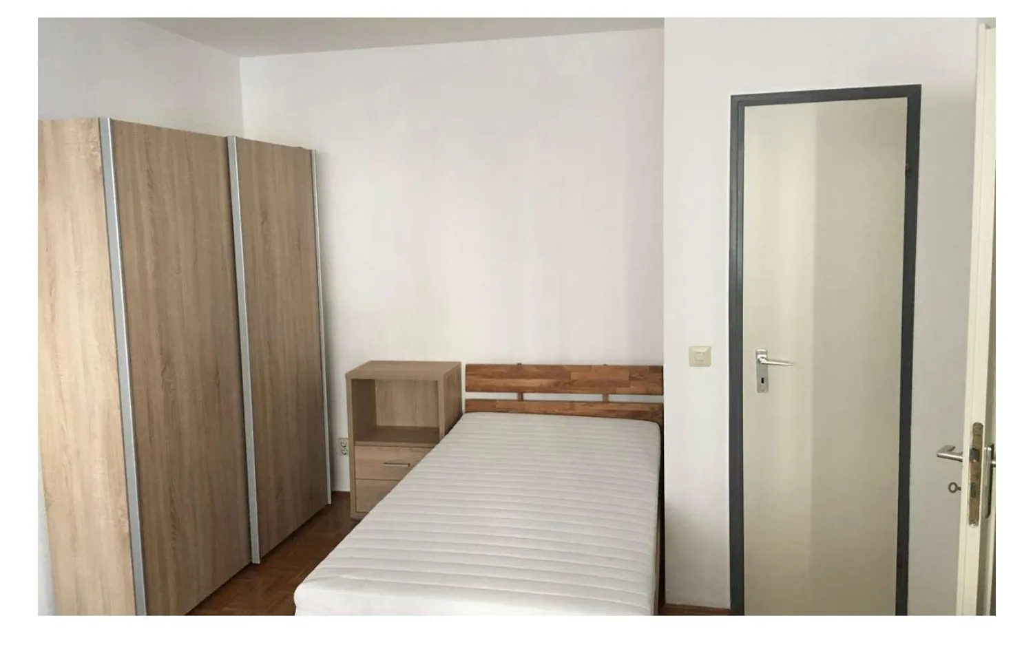 1 room apartment with 32 m² in Cologne – Photo 2