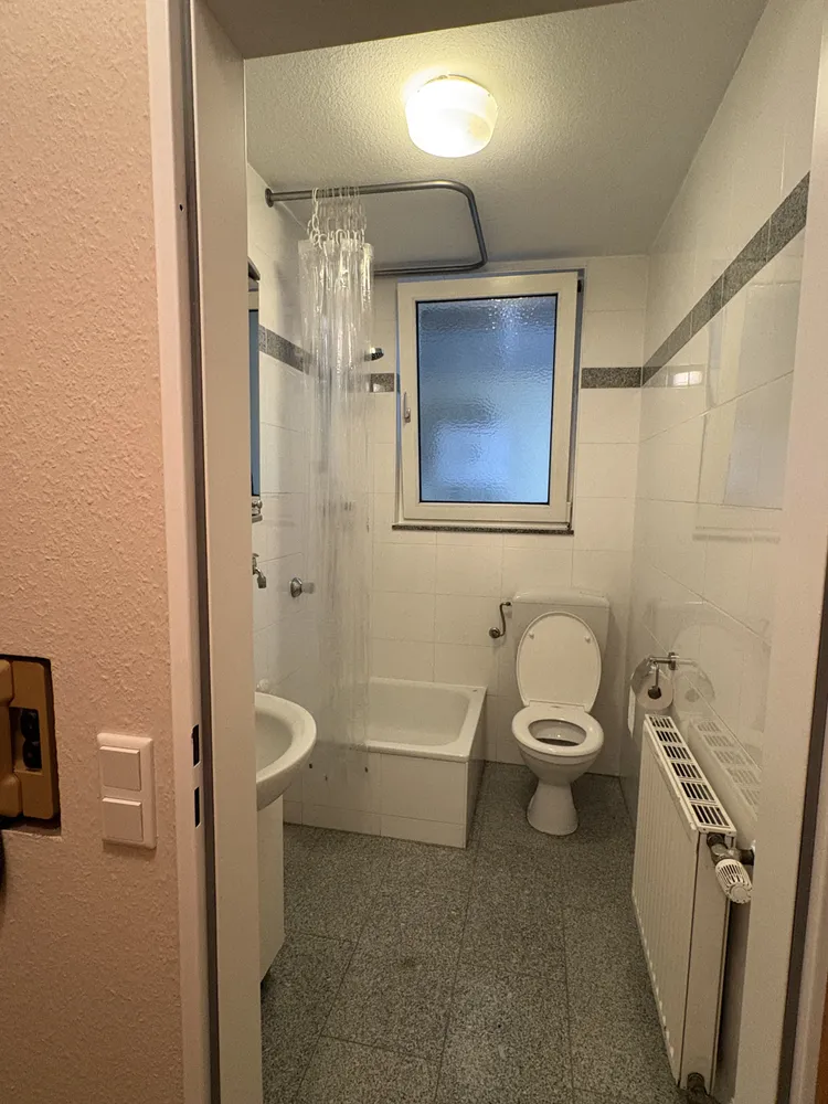 1 room apartment with 35 m² in Düsseldorf – Photo 4