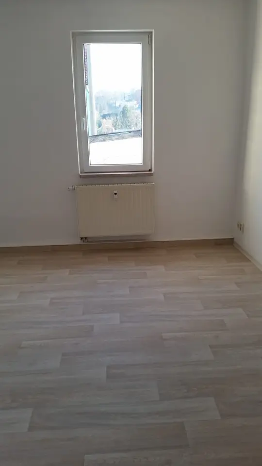 4 Zimmer Wohnung mit 92 m² in Saalfeld/Saale – Bild 1