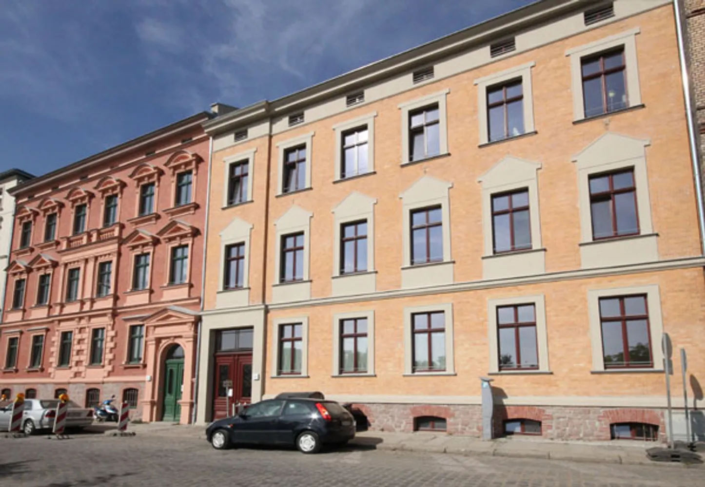 4 Zimmer Wohnung mit 115 m² in Halle (Saale) – Bild 1