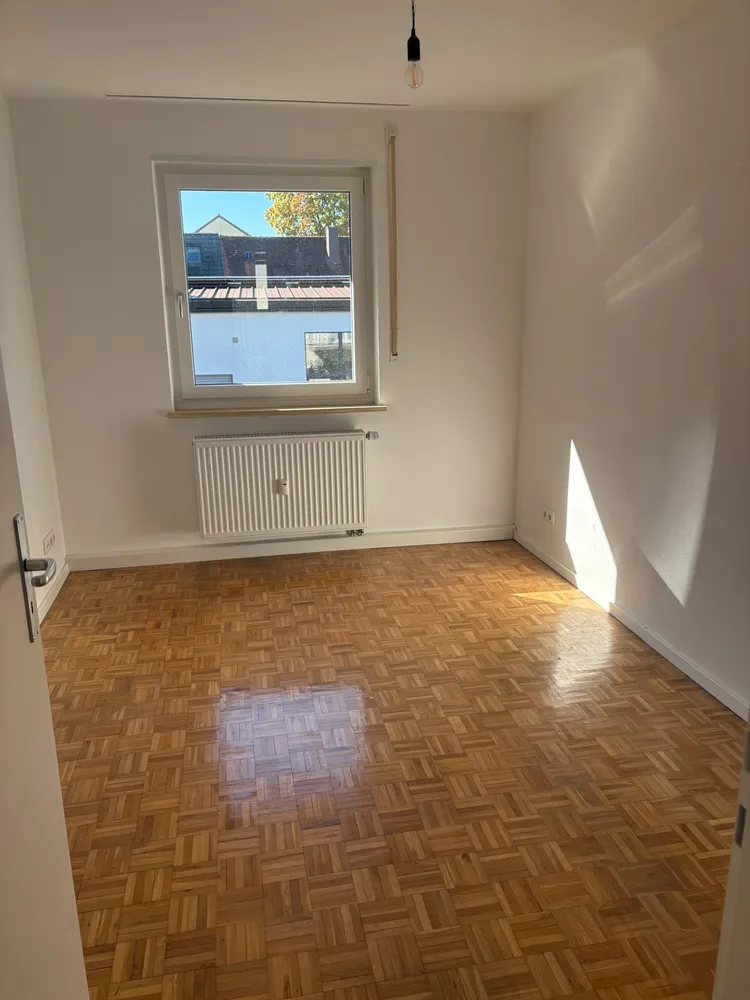 4 Zimmer Wohnung mit 92 m² in Augsburg – Bild 3