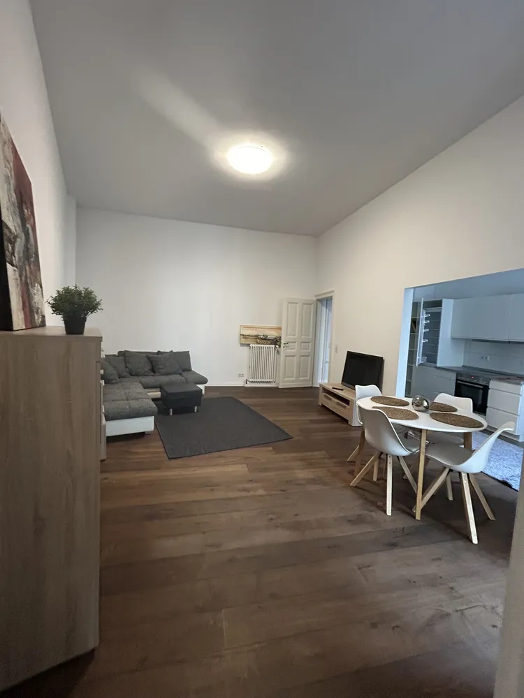 3 Zimmer Wohnung mit 97 m² in Berlin – Bild 5