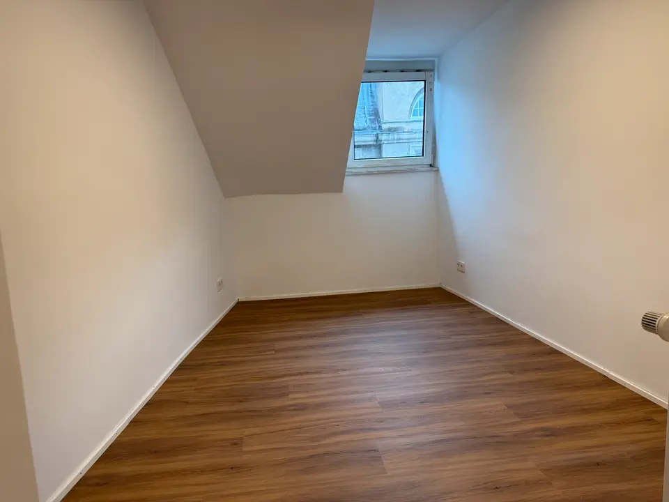 2 Zimmer Wohnung mit 30 m² in Saarbrücken – Bild 1