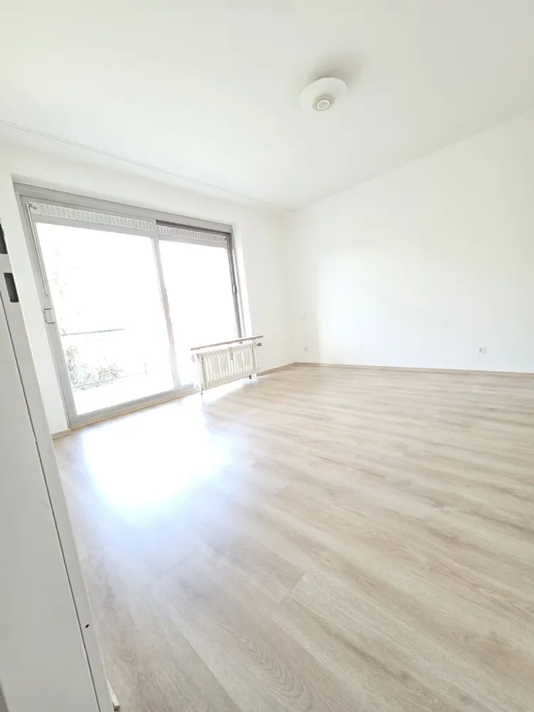 3 room apartment with 100 m² in Düsseldorf – Photo 5