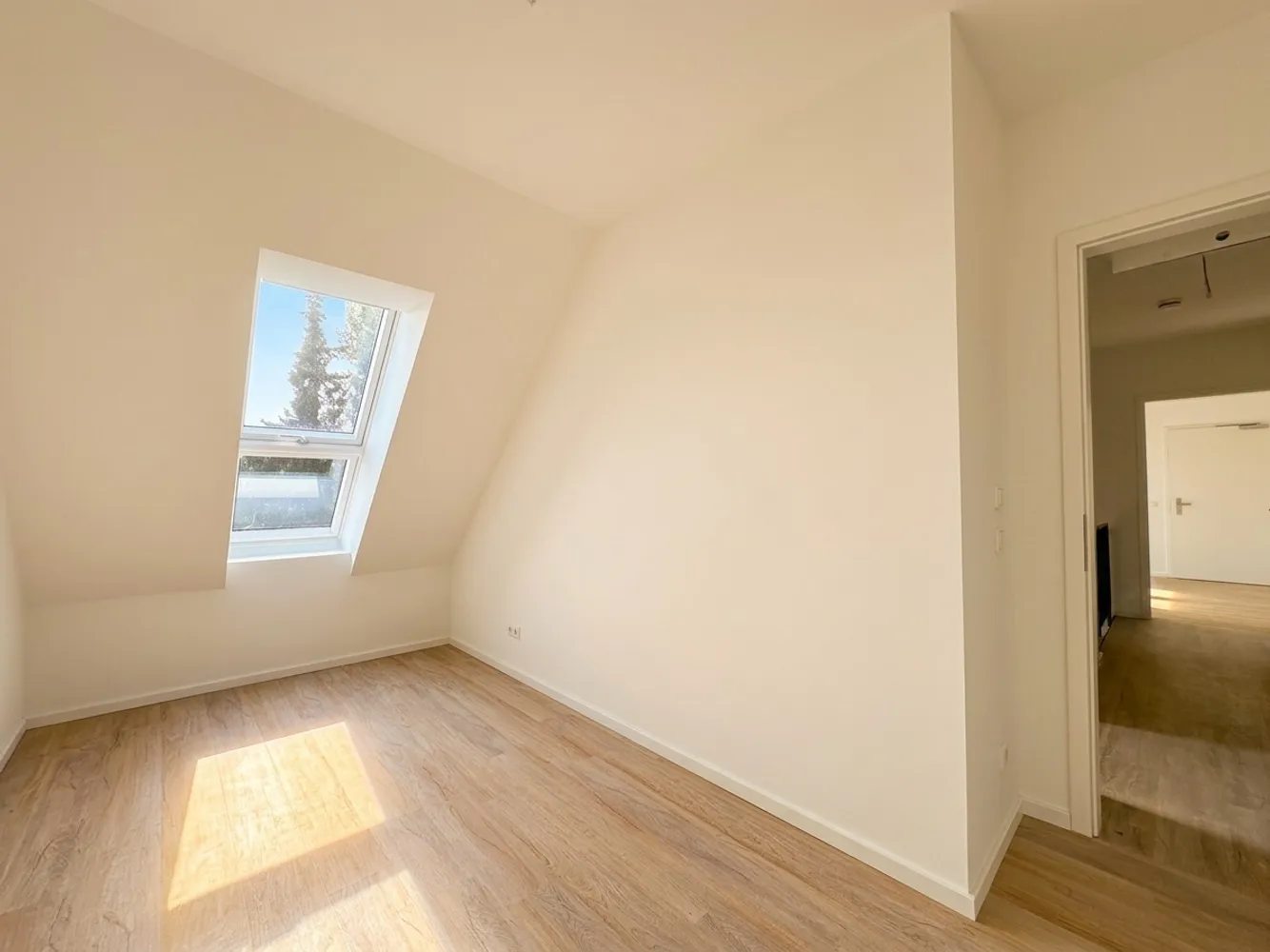 5 Zimmer Wohnung mit 123 m² in Hamburg – Bild 9