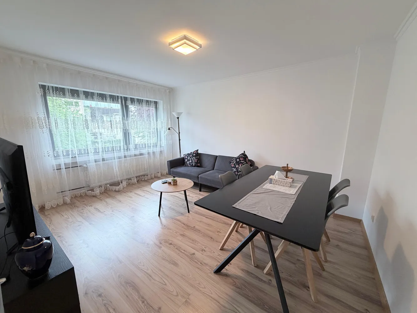 4 Zimmer Wohnung mit 75 m² in Koblenz – Bild 2