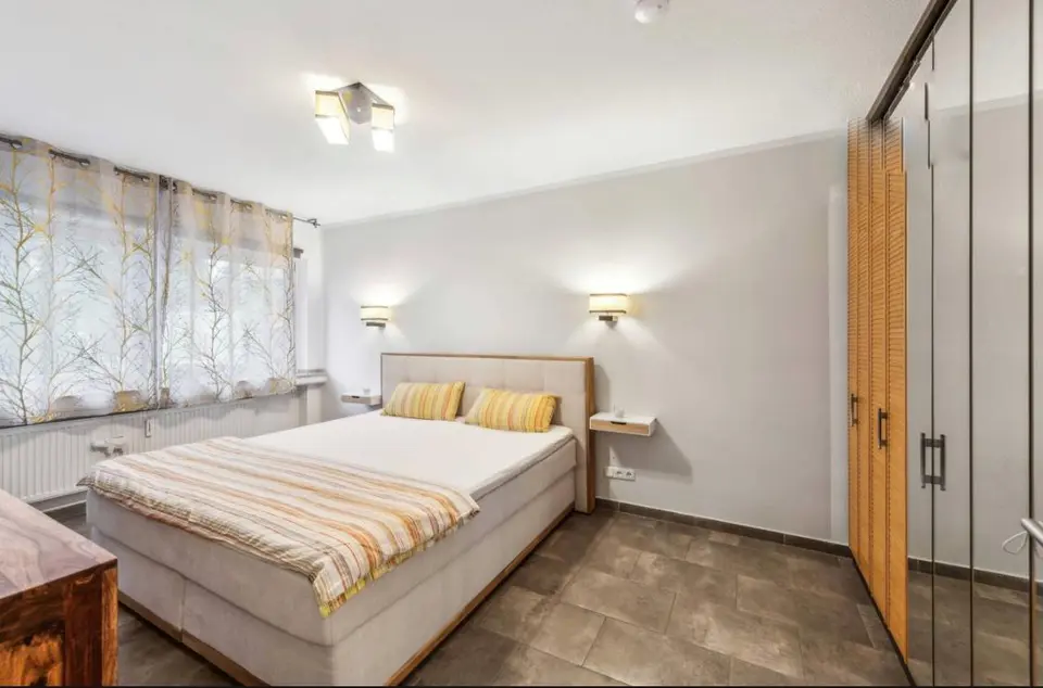 WG-Zimmer mit 130 m² in Frechen – Bild 10