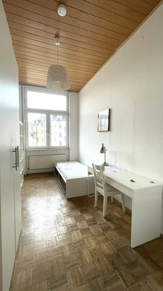 1 Zimmer Wohnung mit 14 m² in Frankfurt am Main – Bild 1