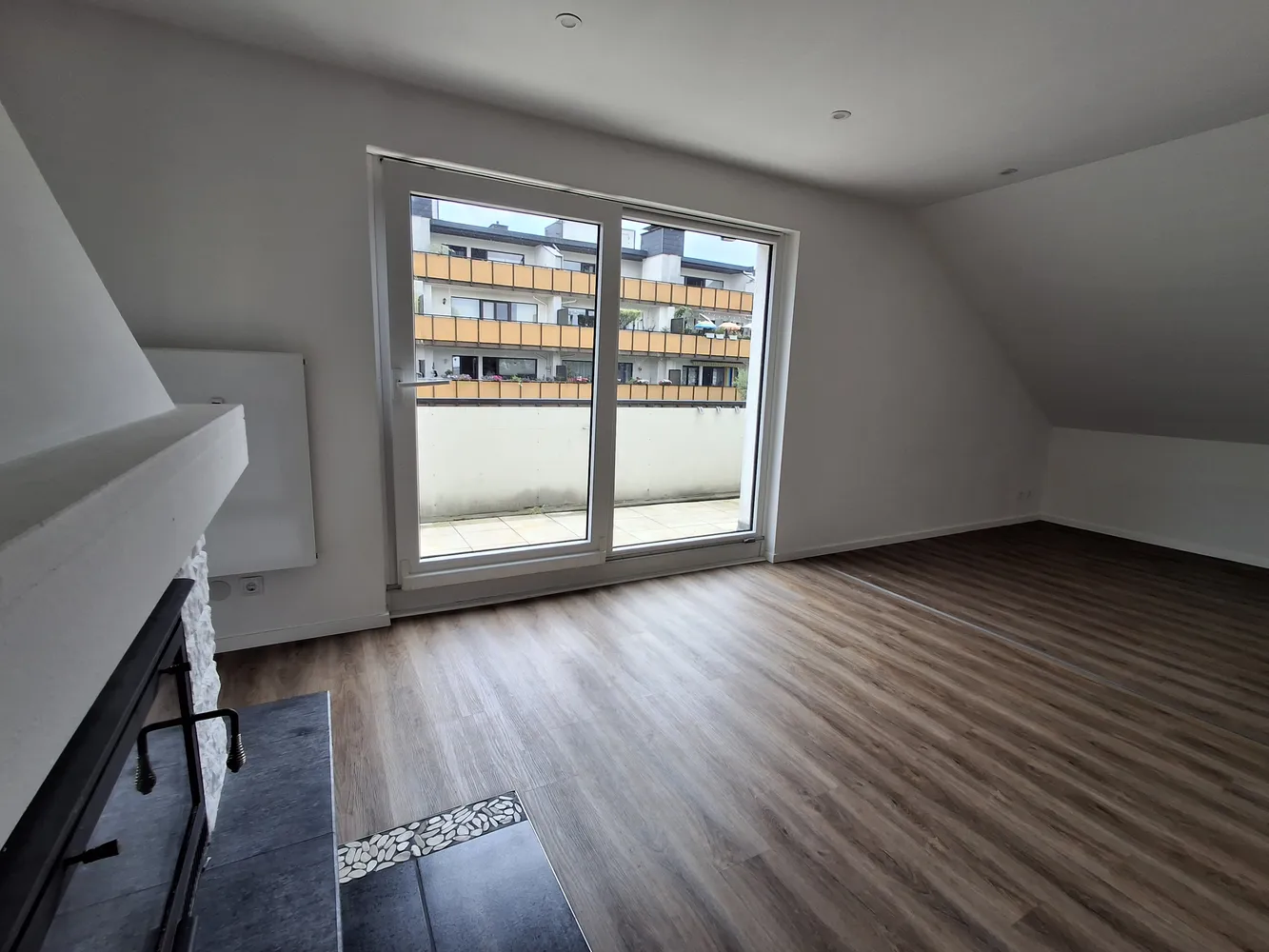 4 Zimmer Wohnung mit 93 m² in Wuppertal – Bild 2