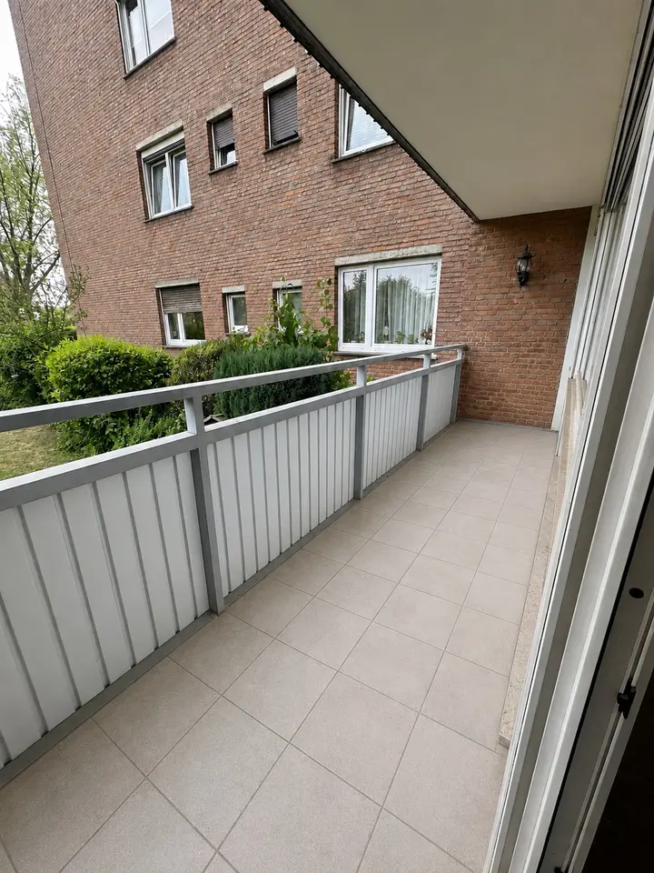 2 Zimmer Wohnung mit 66 m² in Krefeld – Bild 3