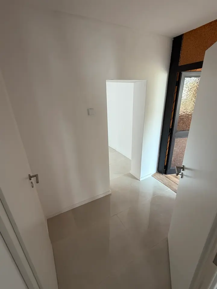 2 Zimmer Wohnung mit 65 m² in Frechen – Bild 3