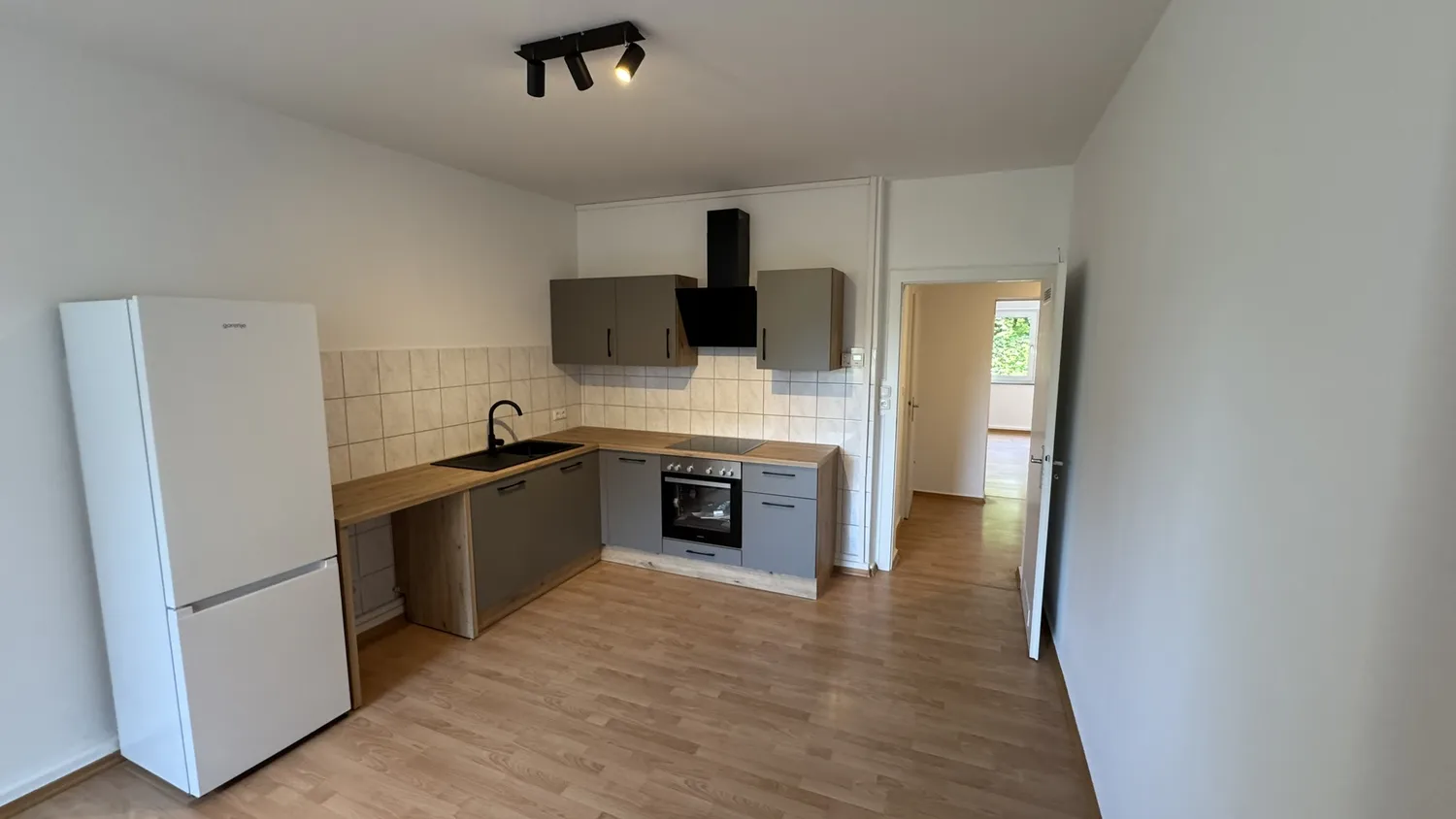 2 Zimmer Wohnung mit 70 m² in Aachen – Bild 2