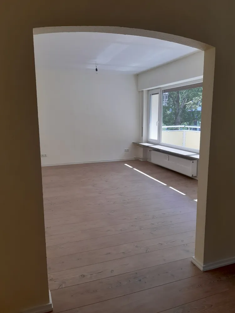 4 Zimmer Wohnung mit 87 m² in Wiesbaden – Bild 1