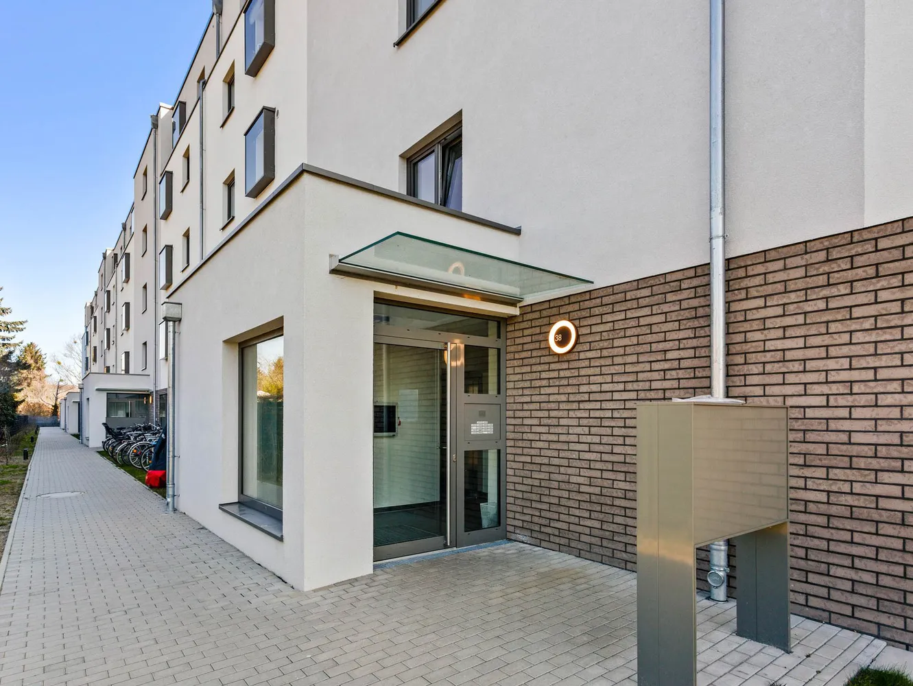 2 Zimmer Wohnung mit 76 m² in Berlin – Bild 10