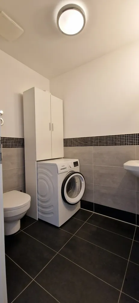 2 Zimmer Wohnung mit 65 m² in Berlin – Bild 7