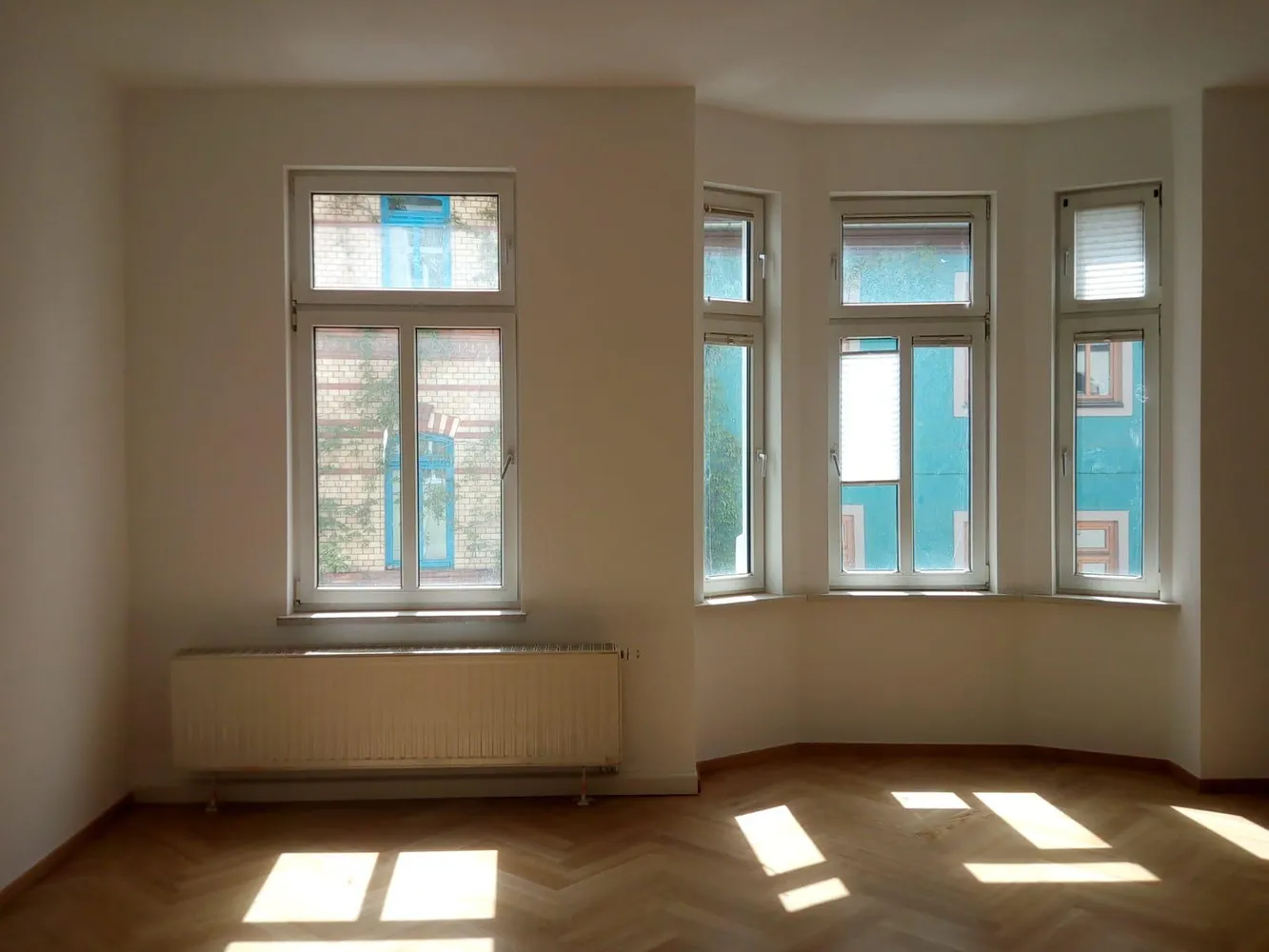 5 Zimmer Wohnung mit 183 m² in Jena – Bild 2