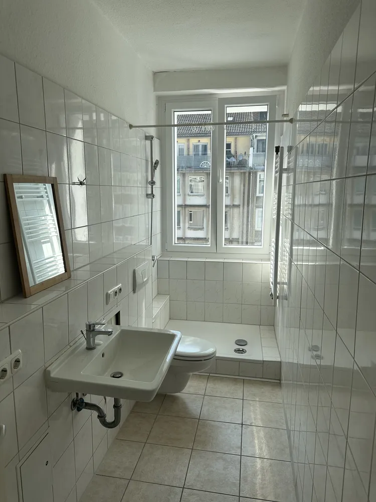 2 Zimmer Wohnung mit 79 m² in Düsseldorf – Bild 3