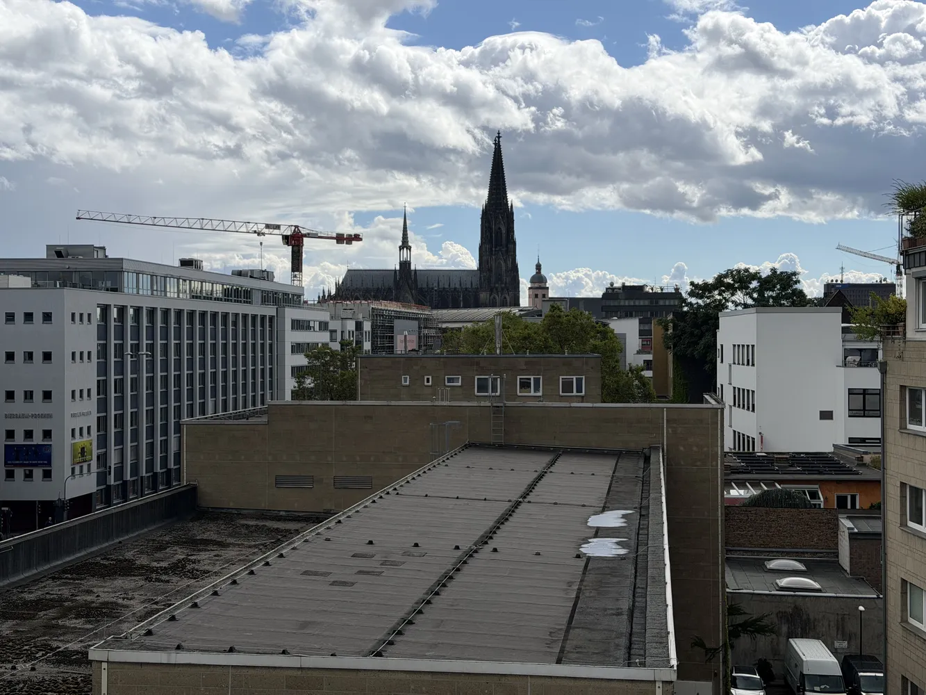 4 Zimmer Wohnung mit 91 m² in Köln – Bild 1
