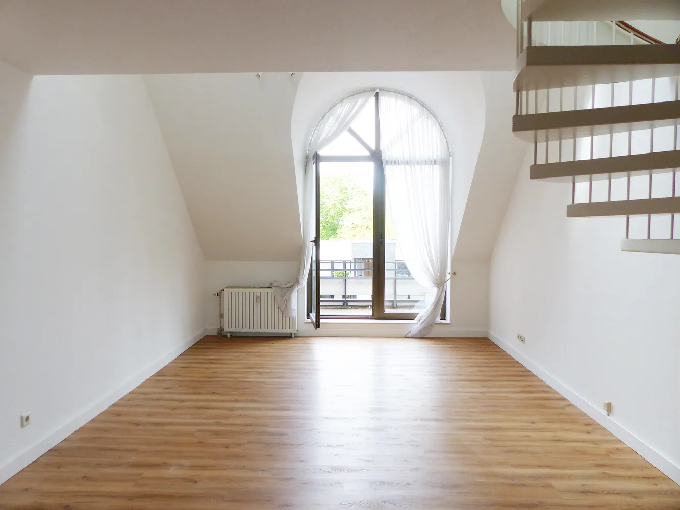 3 Zimmer Wohnung mit 93 m² in Düsseldorf – Bild 6