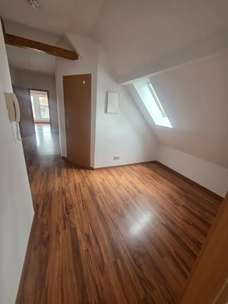 3 Zimmer Wohnung mit 100 m² in Erfurt – Bild 5