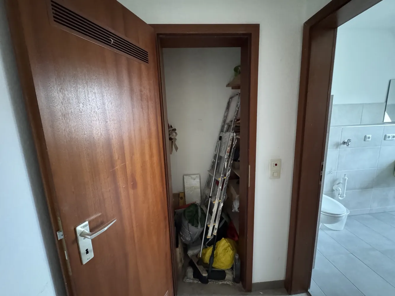 2 Zimmer Wohnung mit 60 m² in Wiesbaden – Bild 12