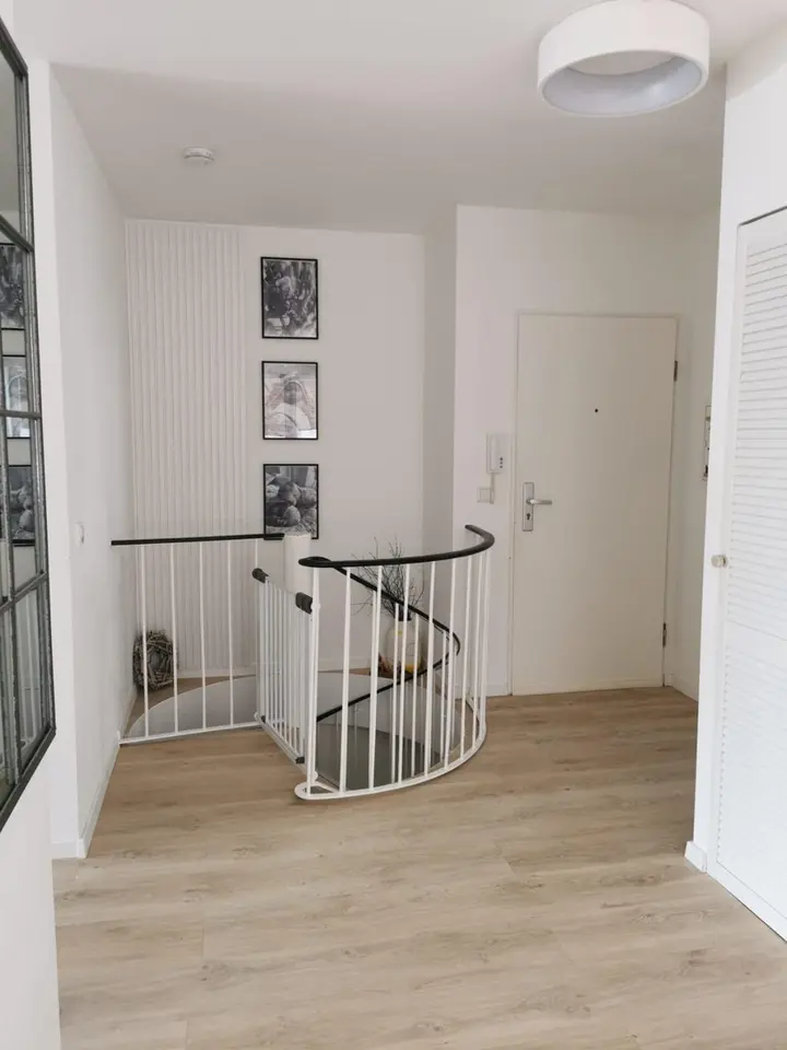 5 Zimmer Wohnung mit 127 m² in Meerbusch – Bild 5