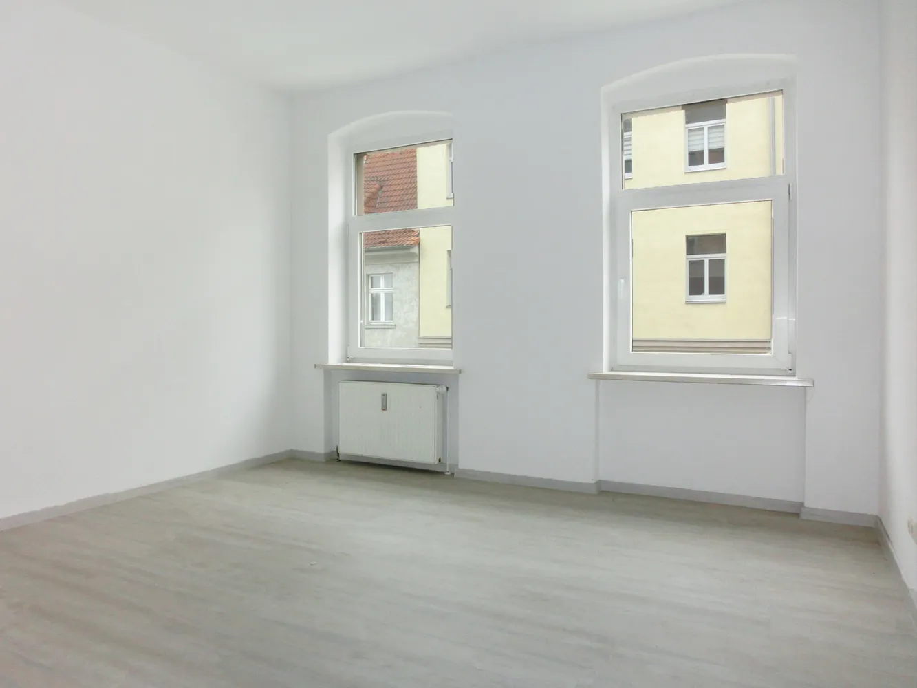 4 Zimmer Wohnung mit 87 m² in Halle (Saale) – Bild 2
