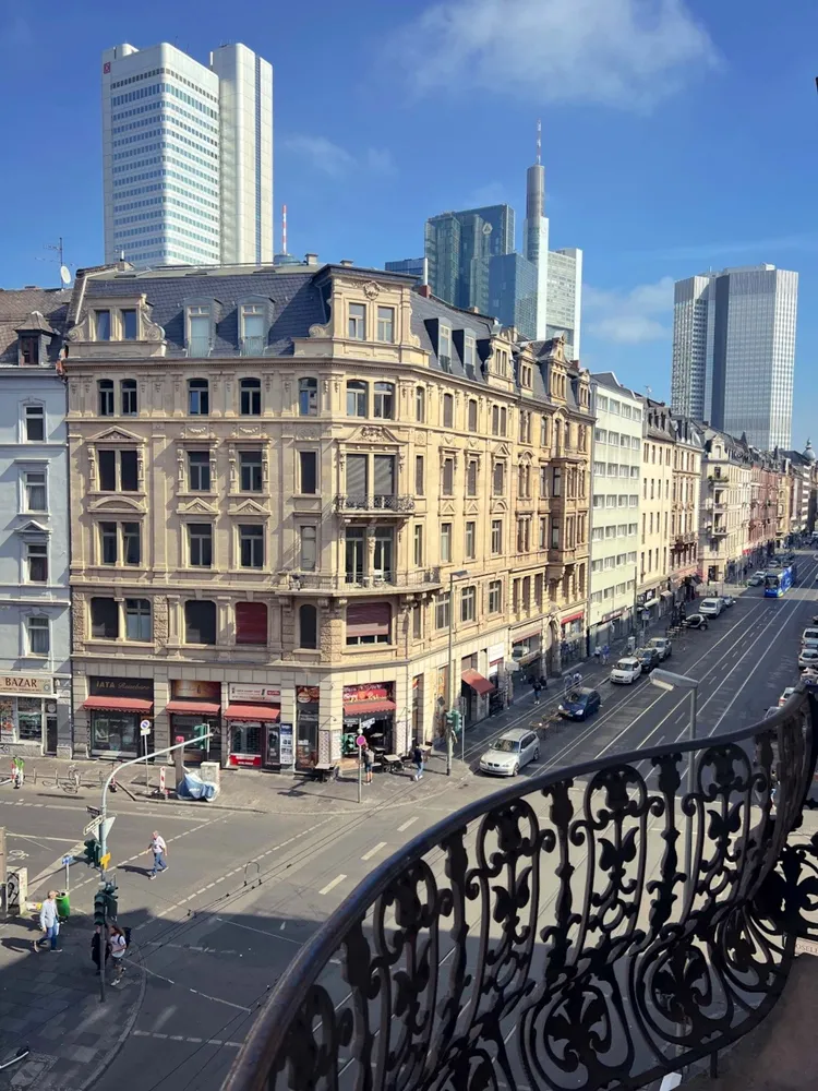 WG-Zimmer mit 30 m² in Frankfurt am Main – Bild 2