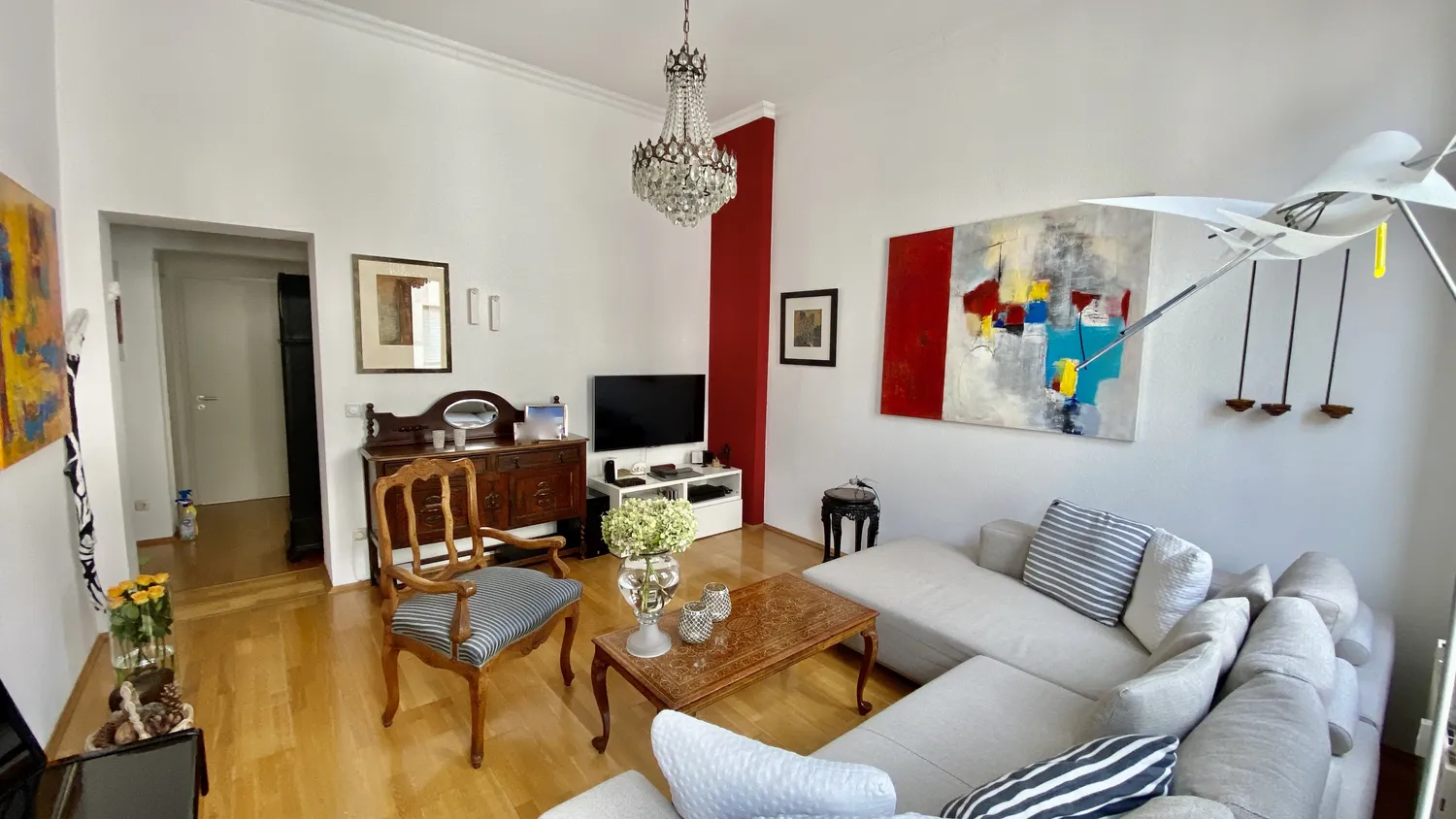 3 Zimmer Wohnung mit 74 m² in Wiesbaden – Bild 2